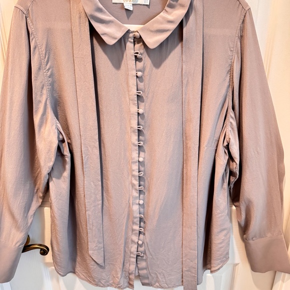 Woman's Silk Blouse, Gray/Lavender, Size 16, Boden USA - Picture 3 of 11